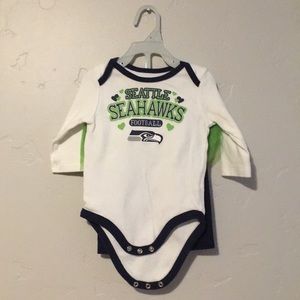 Two peas baby Seahawks Suit